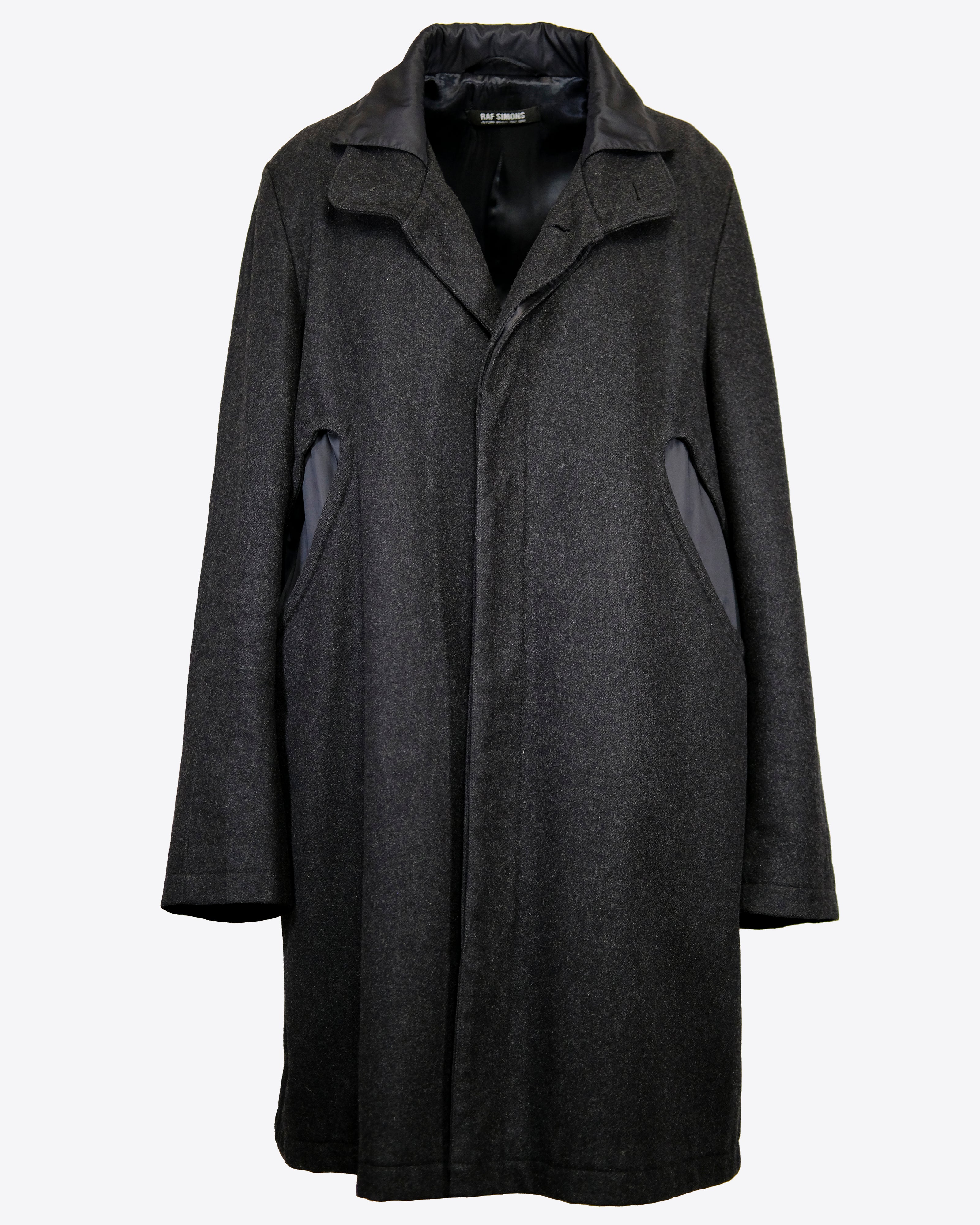 Raf Simons - AW07/08 Runway Wool Overcoat, EU 50 – Archaic Archive